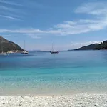 Vasilikos -green Poros Village Villa