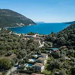 Villa Vasilikos -green Poros Village