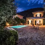 Vasilikos -green Poros Village *