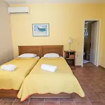 Vasilikos -green Poros Village