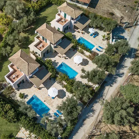 Villa Vasilikos -green Poros Village Mikros Gialos