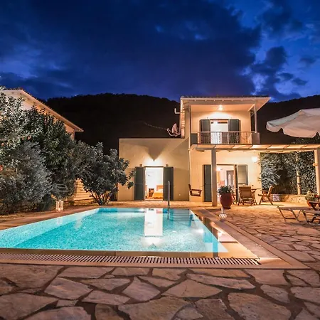 Vasilikos -green Poros Village *