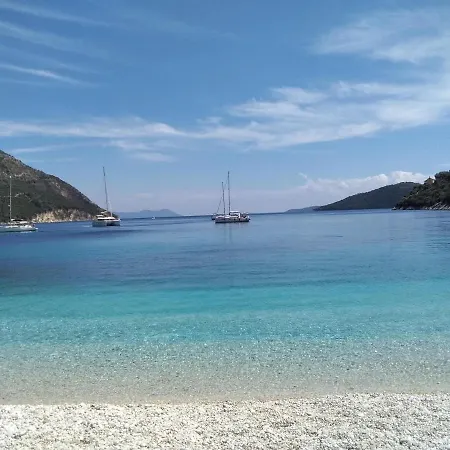 Vasilikos -green Poros Village Willa