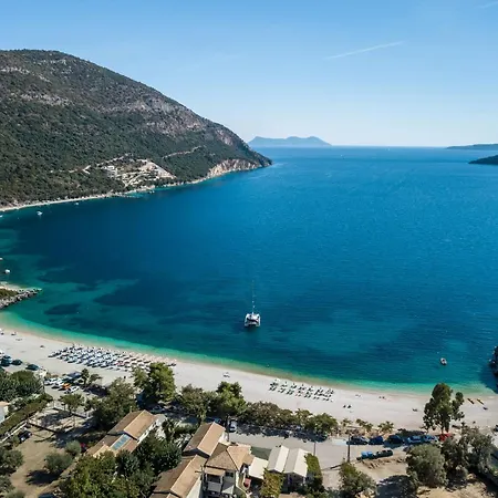 Vasilikos -green Poros Village * Mikros Gialos