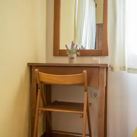 Willa Vasilikos -green Poros Village *