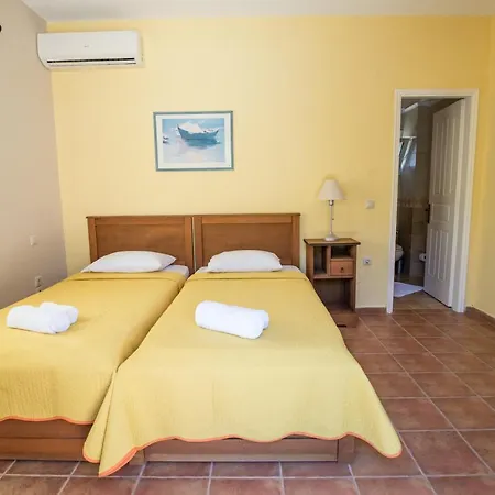 Vasilikos -green Poros Village