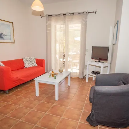 Vasilikos -green Poros Village Willa *