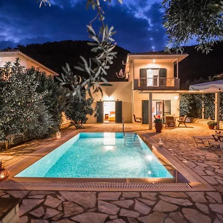 Vasilikos -green Poros Village *